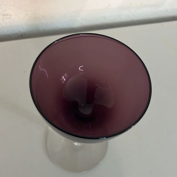 O643 Vintage Purple Blown Glass Twisted Stem - Picture 4 of 4